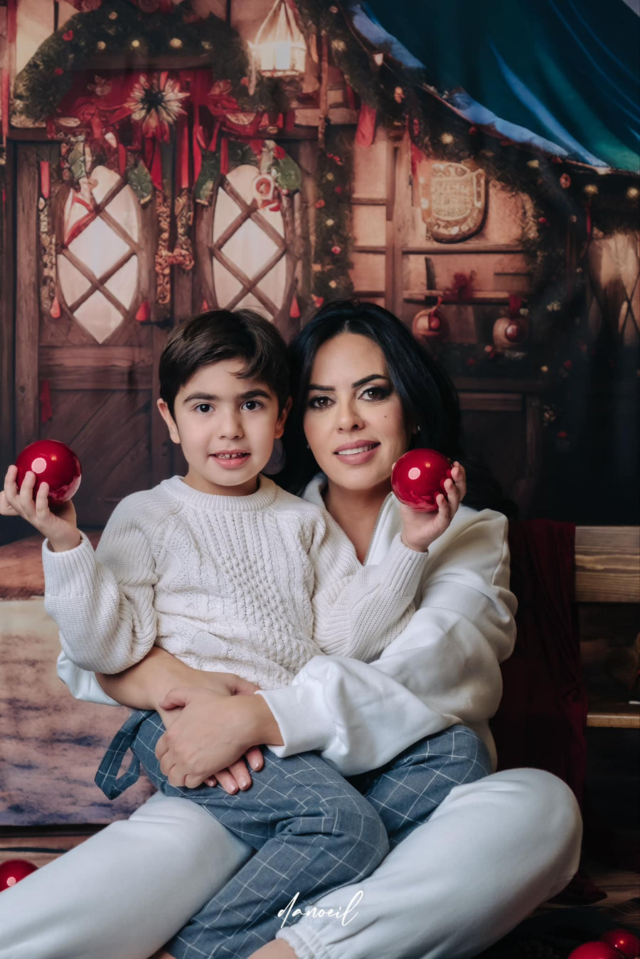 Avezano Christmas Cabin in the Woods Photography Backdrop