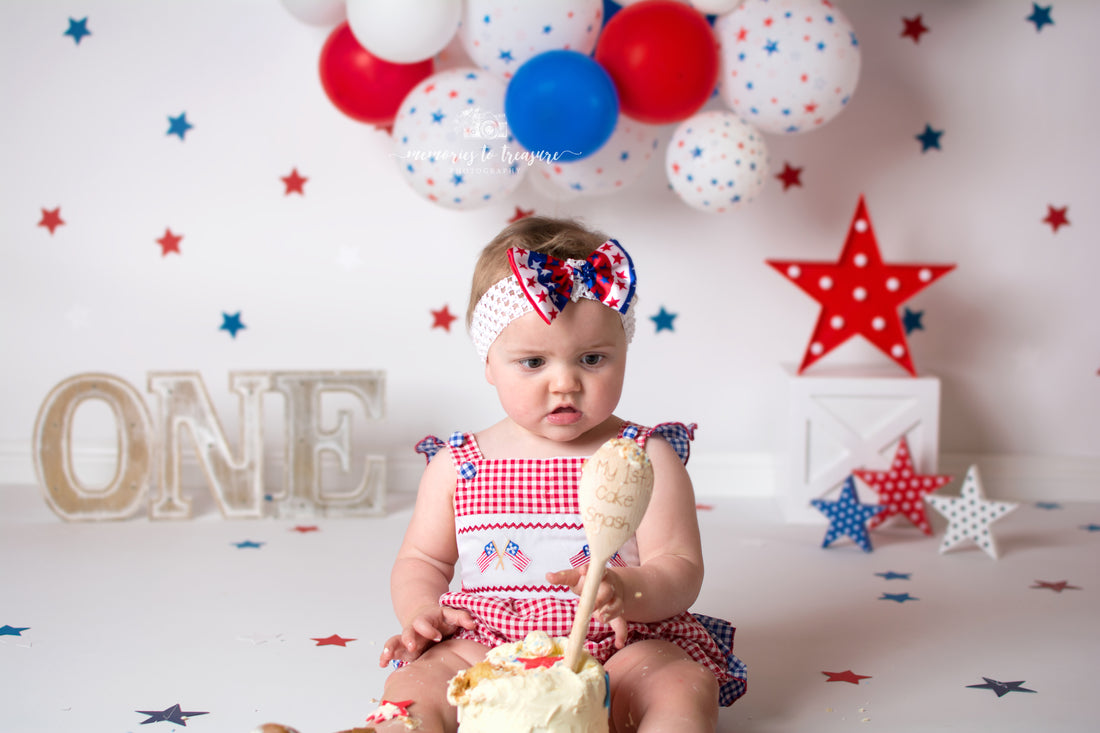 Avezano Independence Day Balloon Party Baby First Birthday Backdrop for Photography By Paula Easton