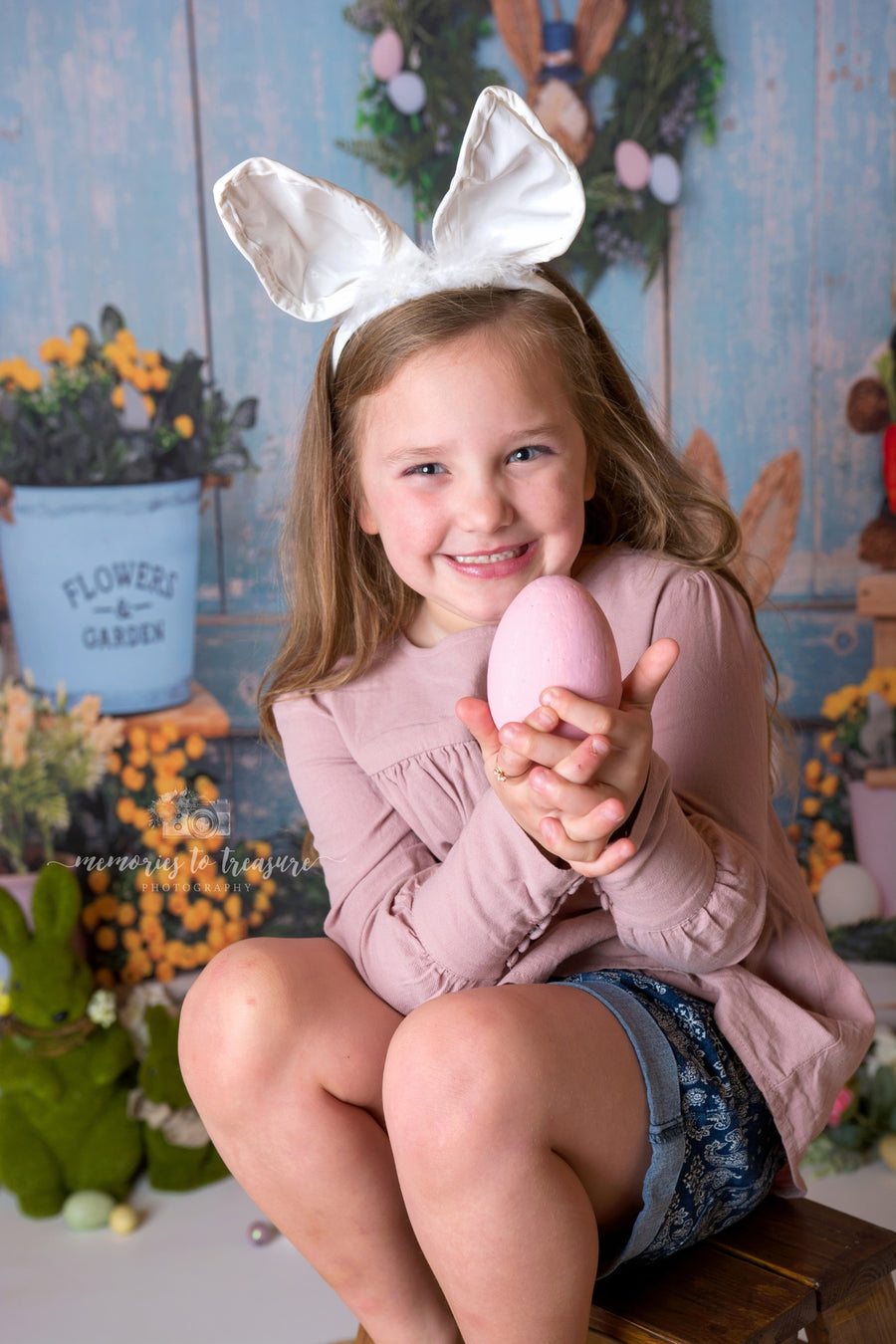 Avezano Easter Blue Wooden Door and Rabbit Photography Backdrop